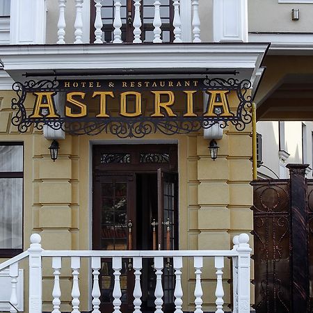 Your Hostel Chisinau Ngoại thất bức ảnh