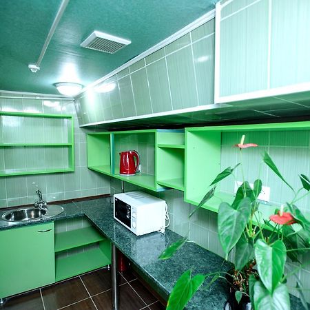 Your Hostel Chisinau Ngoại thất bức ảnh