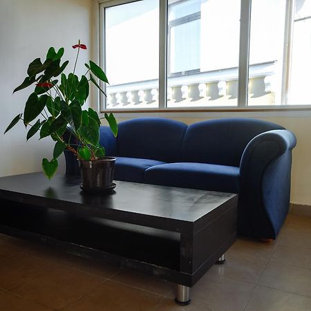 Your Hostel Chisinau Ngoại thất bức ảnh