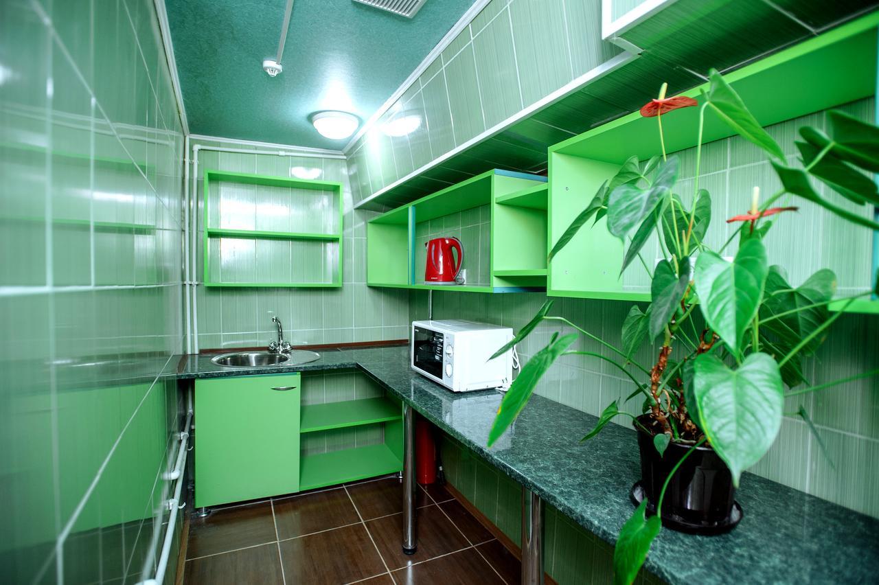 Your Hostel Chisinau Ngoại thất bức ảnh